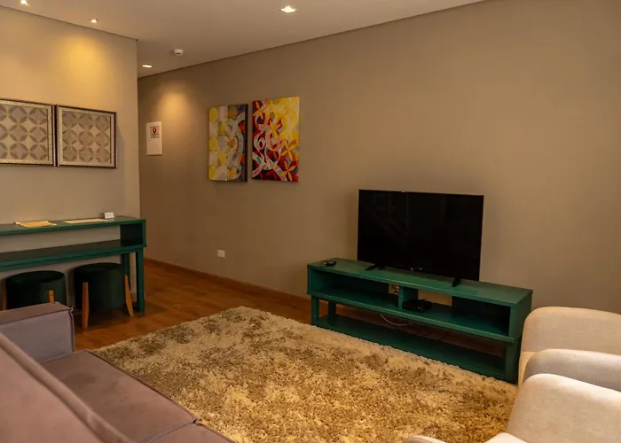 Hotel com tênis: Flats Chateau Campos do Jordão